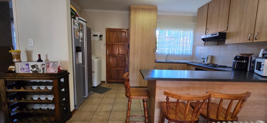 2 Bedroom Property for Sale in Flamwood North West